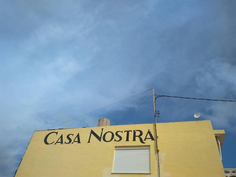 Casa Nostra On The Beach, 알메나라 외부 사진